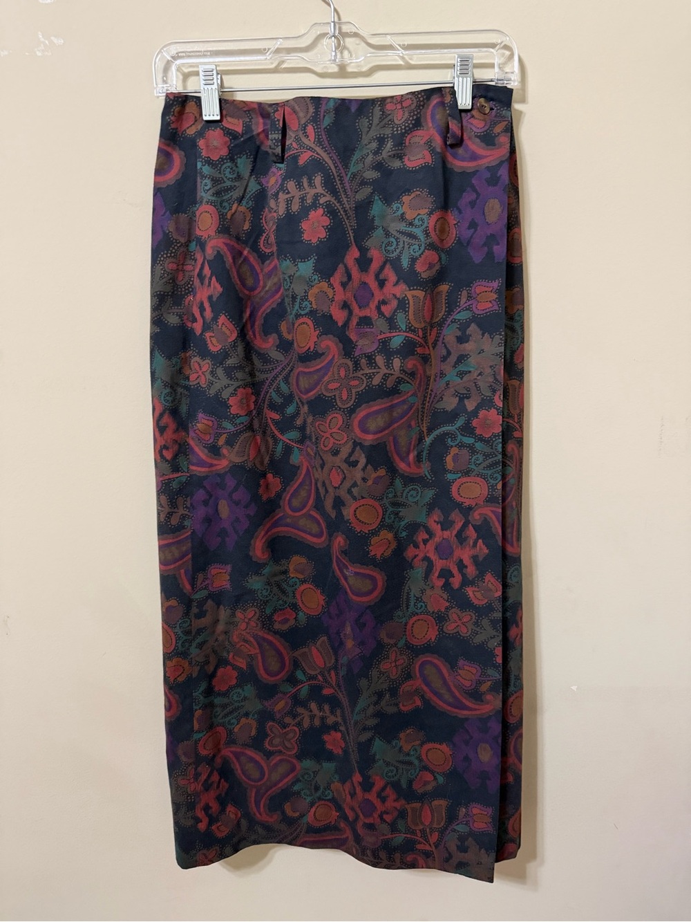 Breeches Women's Dark Floral wrap Skirt paisley vintage size 6
